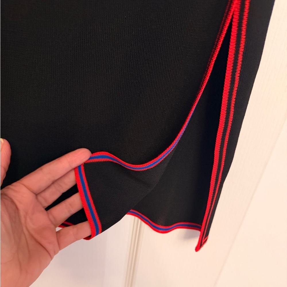 Versace Black Pencil Skirt with Red and Contrasting Blue Trim vintage - Picture 2 of 7